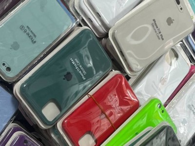 
                    В Алматы выявлено незаконное использование товарных знаков Apple
                