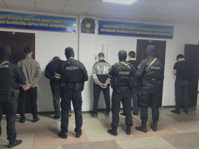 
                    Преступные группы вымогателей задержали в трех городах и в одной области Казахстана – МВД
                