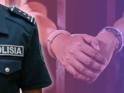 
                    Товары из Китая украли сотрудники склада на вокзале в Алматы
                
