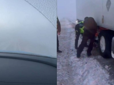 
                    Гражданину Беларуси в снежной буре помогли полицейские и дорожники в Жетысу 
                