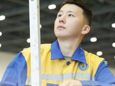 
                    Год рабочих профессий: 1000 профильных классов откроют в казахстанских школах
                