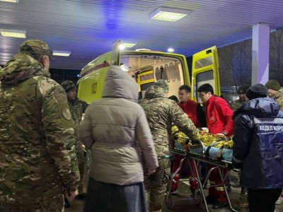 
                    ДТП под Самарой: пострадавших казахстанцев доставили в Уральск
                