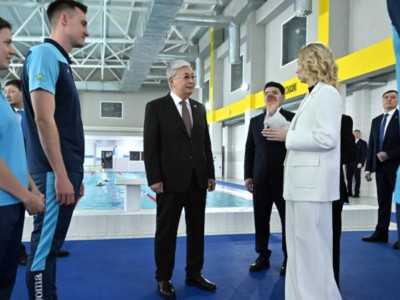 
                    Президенту Токаеву показали спортивный центр QazSwimAcademy
                