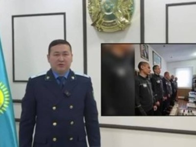 
                    Известный казахстанский режиссер передал осужденным около 500 новых книг
                
