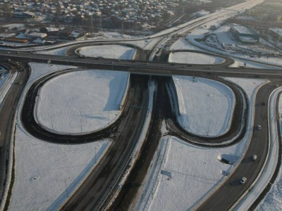 
                    Какие развязки и пробивки завершат в 2025 году в Алматы 
                