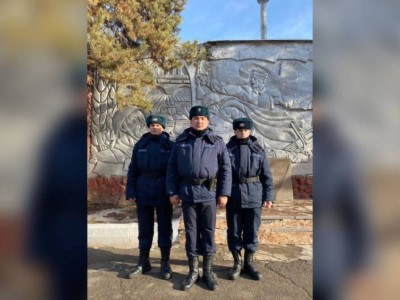
                    В Алматы гвардейцы задержали молодого человека с наркотиками
                