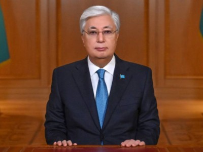 
                    Токаев поздравил казахстанцев с Новым годом
                
