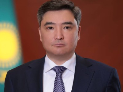 
                    Мы с честью выполним намеченные на предстоящий год планы и задачи – Олжас Бектенов
                