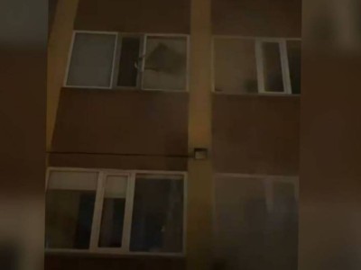 
                    Четырех человек спасли из горящего ЖК акмолинские полицейские 
                