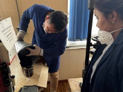 
                    Карагандинские ученые разрабатывают модифицированный битум
                
