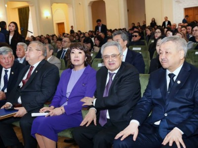 
                    В Алматы представили новых избранных академиков Национальной академии наук РК при Президенте РК
                