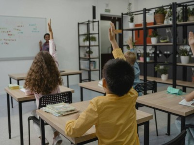 
                    В 90% школ Казахстана создана безбарьерная среда
                