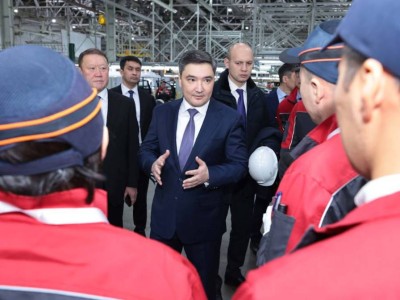 
                    Бектенов: Решение о едином часовом поясе было принято на основе очень глубоких научных исследований 
                
