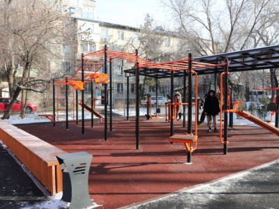 
                    Продолжается благоустройство дворов в Ауэзовском районе Алматы
                