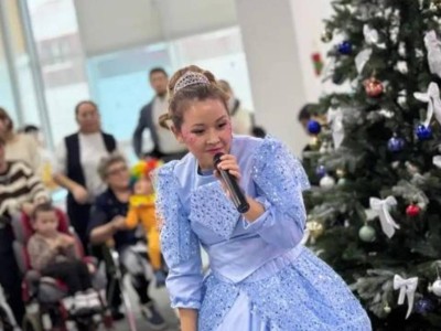 
                    Благотворительную елку для особенных детей провели в Астане
                