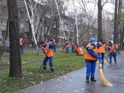 
                    В Алматы впервые внедрена практика комплексного содержания дворовых территорий
                