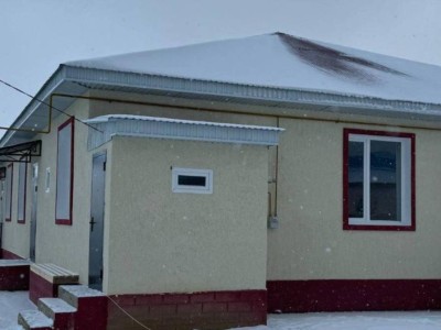 
                    В Мангистау 8 семей села Шетпе стали новоселами, а артисты и коммунальщики получили ключи от новых авто
                