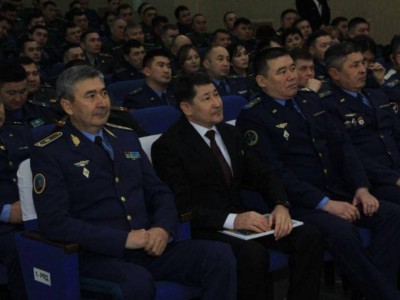 
                    Торжественное собрание в честь Дня независимости прошло в военном институте Алматы
                