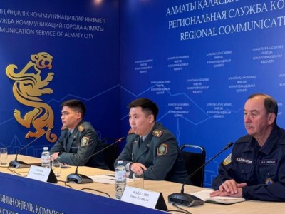 
                    О безопасности на водоемах в зимний период напомнили сотрудники ДЧС Алматы 
                