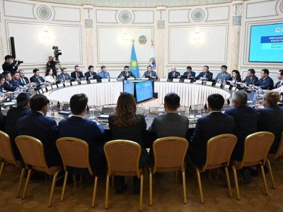 
                    Депутаты маслихата поддержали бюджет Алматы на предстоящие три года
                