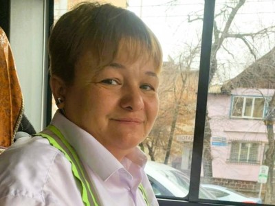 
                    Героиня на линии: чем водитель троллейбуса Зинаида покорила алматинцев
                