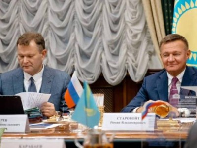 
                    В Москве обсудили развитие транспортного сотрудничества Казахстана и России
                