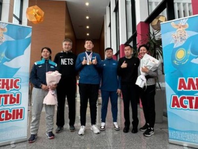 
                    Призеры открытого чемпионата США по пара плаванию вернулись в Астану
                