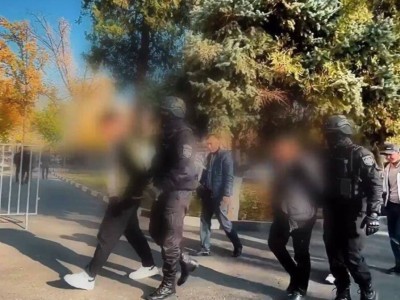 
                    Несуществующие брендовые вещи за миллионы продали мошенники шымкентцам
                