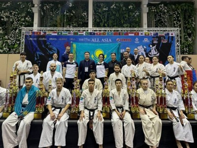 
                    Алматинские спортсмены триумфально выступили на чемпионате Азии по каратэ
                
