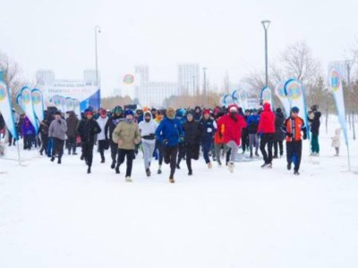 
                    Более тысячи бегунов-любителей приняли участие в массовом забеге в Астане
                