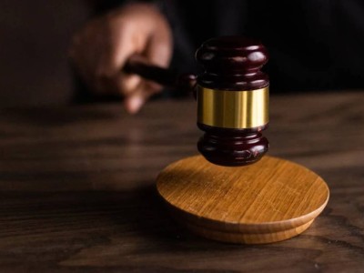 
                    Приговор: жителя ВКО пожизненно лишили водительских прав 
                