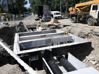 
                    В Алматы временно ограничат движение на участке улицы Медеубекова 
                