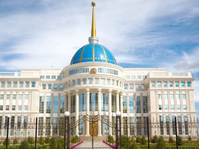 
                    Токаев посетит Французскую Республику с госвизитом
                