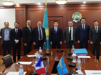 
                    Казахстан и Франция укрепляют сотрудничество в сфере туризма
                