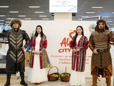 
                    «Сладкий подарок в знак приветствия»: В аэропорту Алматы организуют акцию ко Дню Республики
                