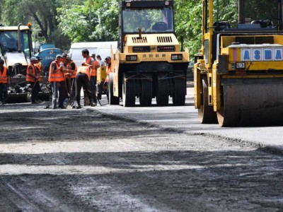 
                    В Турксибском районе Алматы ведется строительство 13 км новых дорог
                