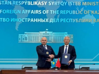 
                    В Астане обсудили вопросы сотрудничества РК и КНР
                