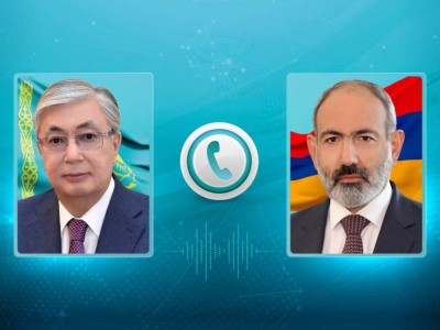 
                    Токаев провел телефонный разговор с Николом Пашиняном
                