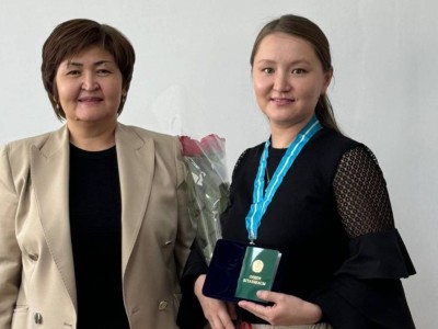 
                    В Алматы наградили многодетных матерей
                
