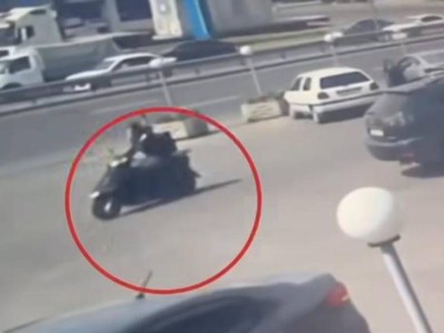 
                    Вора на мопеде задержала полиция Алматы
                