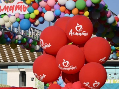 
                    Алматы отмечает День города: жители и гости поделились впечатлениями
                