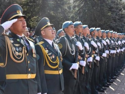 
                    Курсанты Военного института Сухопутных войск приняли присягу
                