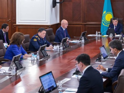 
                    Бектенов провел заседание Межведомственной комиссии по профилактике правонарушений
                