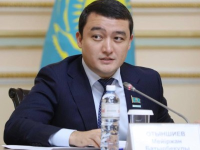 
                    Меиржан Отыншиев: Развитие атомной энергетики становится стратегическим направлением
                
