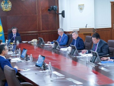 
                    Бектенов: Послание Главы государства является стратегическим ориентиром для Правительства и всего казахстанского общества
                