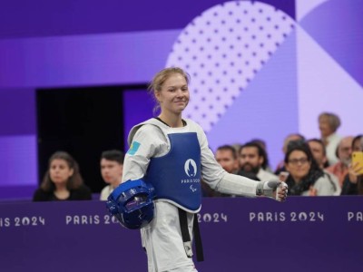 
                    Милана Красавцева вышла в четвертьфинал на Паралимпиаде в Париже 
                