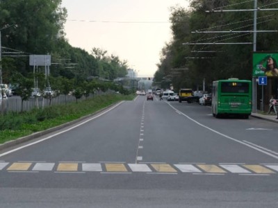 
                    В УГМ рассказали о причинах появления колеи на участках проспекта Абая в Алматы и когда ее устранят
                