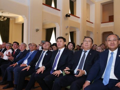 
                    В Алматы выбрали новых академиков
                