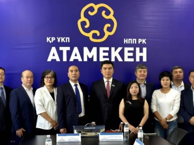 
                    Совместного бизнеса между Казахстаном и Китаем станет больше
                