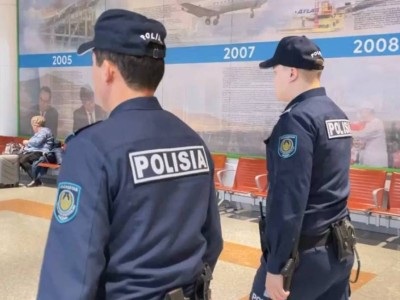 
                    Пьяного гражданина Германии сняли с авиарейса в аэропорту Астаны
                